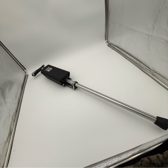 Ta-Da Chair, Portable Trekking Hiking Pole, Folding Walking Stick with Seat,33.4 - Picture 11 of 11